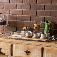 Carregar imagem no visualizador da galeria, Bandeja Em Acrílico Bamboo Alê Florêncio by ONOM - Un