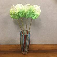 Carregar imagem no visualizador da galeria, Haste Permanente Flor Antúrio Em Silicone Brilhance - Pç