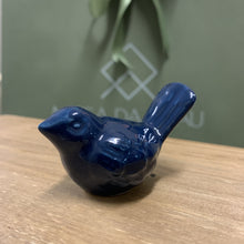 Carregar imagem no visualizador da galeria, Pássaro Mini Azul Em Cerâmica Novo Tempo – Un