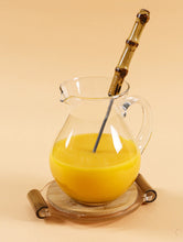 Carregar imagem no visualizador da galeria, Porta Jarra Bamboo Alê Florêncio by ONOM - Un