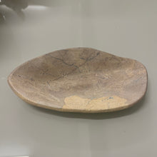 Carregar imagem no visualizador da galeria, Travessa Mini Em Pedra Sabão Miguei II Casa De Valentina - Pç