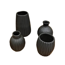 Carregar imagem no visualizador da galeria, Vasos Mini Em Cerâmica Modali Design - Kit