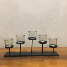 Carregar imagem no visualizador da galeria, Porta Velas Em Ferro Preto Fosco E Vidro Cross - Pç