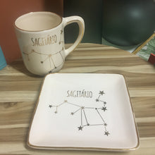 Carregar imagem no visualizador da galeria, Caneca E Mini Travessa Em Cerâmica Zodíaco Luiz Salvador-Un