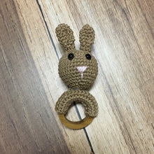Carregar imagem no visualizador da galeria, Porta Guardanapo Em Amigurumi Coelho Colorido Mesa Da Clau-Kit 08