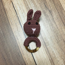Carregar imagem no visualizador da galeria, Porta Guardanapo Em Amigurumi Coelho Colorido Mesa Da Clau-Kit 08