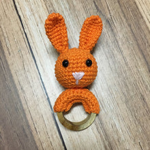 Carregar imagem no visualizador da galeria, Porta Guardanapo Em Amigurumi Coelho Colorido Mesa Da Clau-Kit 08