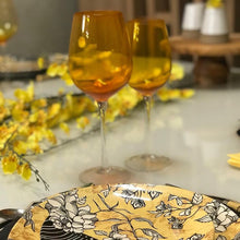 Carregar imagem no visualizador da galeria, Taça Em Vidro Alaranjado Para Vinho Tinto BTC - Un