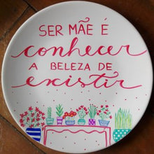 Carregar imagem no visualizador da galeria, Prato Decorativo Em Cerâmica Mesa da Clau - Pç