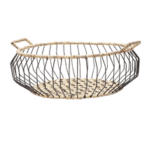 Carregar imagem no visualizador da galeria, Centro De Mesa Em Fibra Natural E Metal G Mart Collection - Pç
