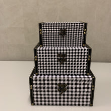 Carregar imagem no visualizador da galeria, Mala Baú Geométrico Branco E Preto M Tok Da Casa-Pç
