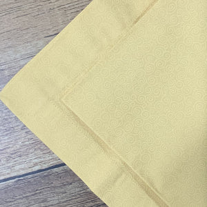 Guardanapo Em Tecido Amarelo Estampa Arabescos Mesa Da Clau-Kit