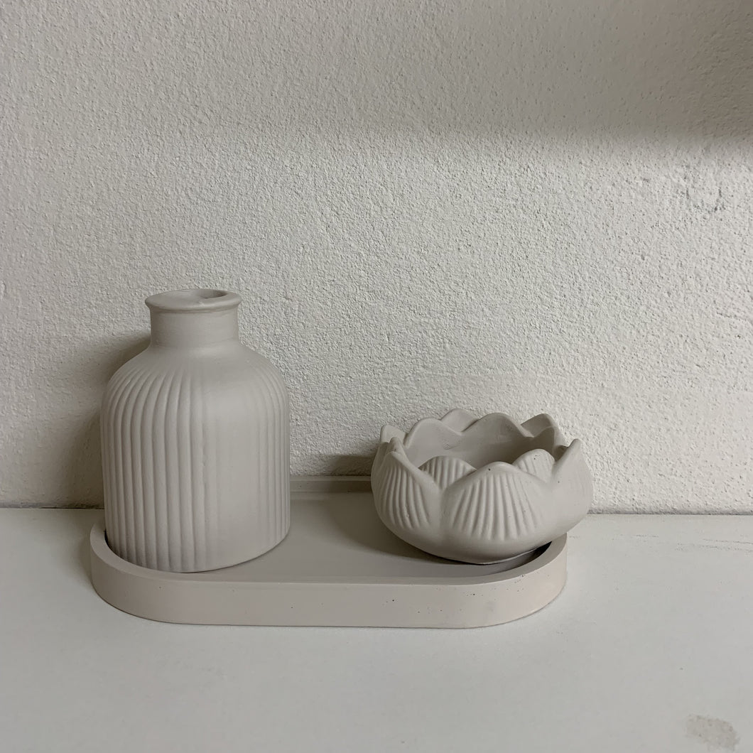 Vasos E Mini Bandeja Em Cerâmica Off White Vanjos - Un