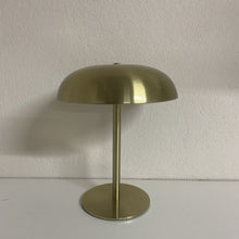 Carregar imagem no visualizador da galeria, Luminária Em Metal Yule Old Gold Copa e Cia - Un
