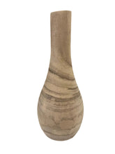 Carregar imagem no visualizador da galeria, Vaso Garrafa Em Madeira Mart Collection - Pç
