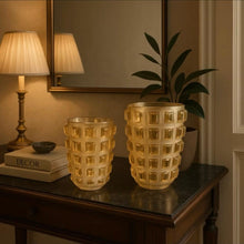 Carregar imagem no visualizador da galeria, Vaso Decorativo Em Vidro Agape M Ribeiro E Pavani - Pç
