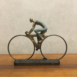Escultura Em Resina Homem Ciclista - Unidade