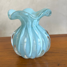Carregar imagem no visualizador da galeria, Vaso Em Cristal Frufru Azul Pacific Cristais São Marcos - Unidade
